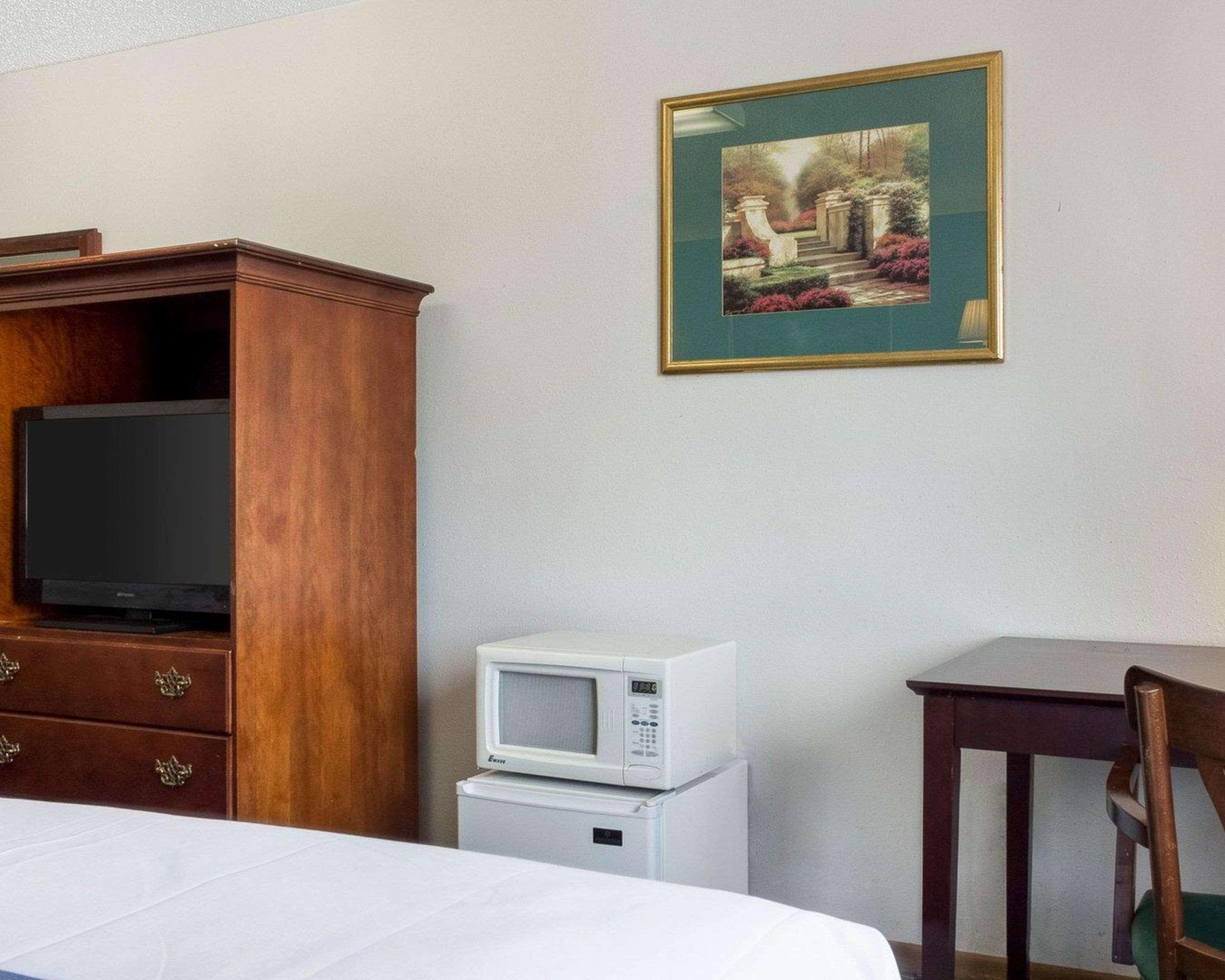 Rodeway Inn West Fargo Esterno foto