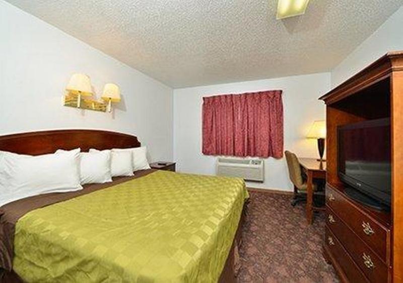Rodeway Inn West Fargo Esterno foto
