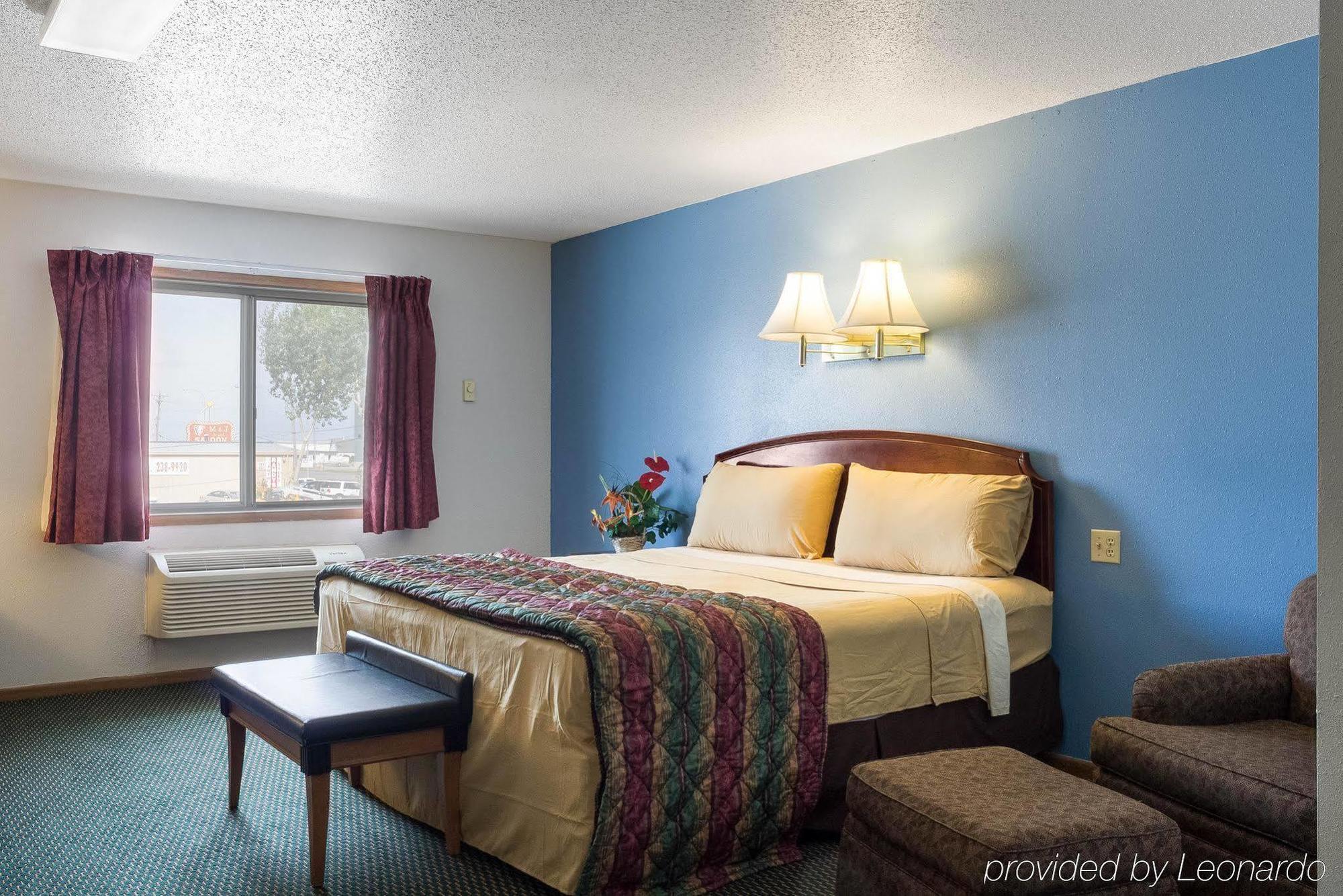 Rodeway Inn West Fargo Esterno foto